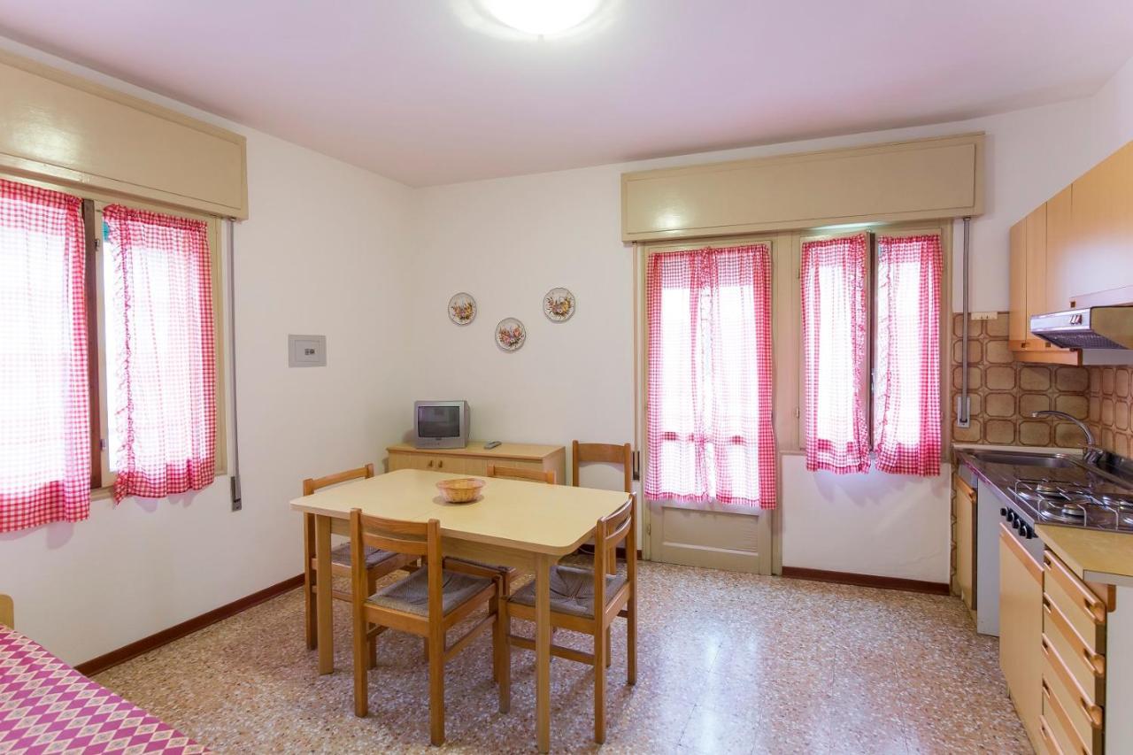 Stella D'Oro Apartment Caorle Exterior photo