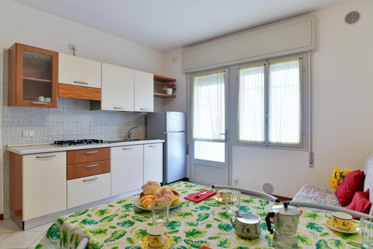 Stella D'Oro Apartment Caorle Exterior photo