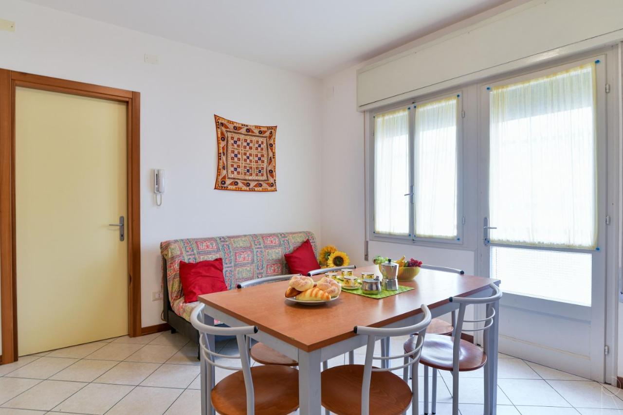 Stella D'Oro Apartment Caorle Exterior photo